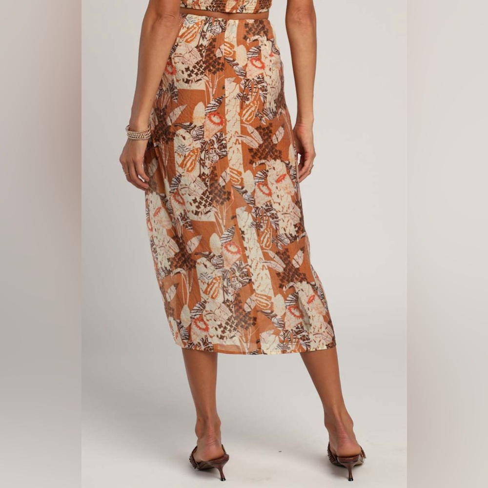 *NWT* Lulus Something Wild Brown Multi Print Twist-Front Midi Skirt, Size Small - Picture 3 of 13